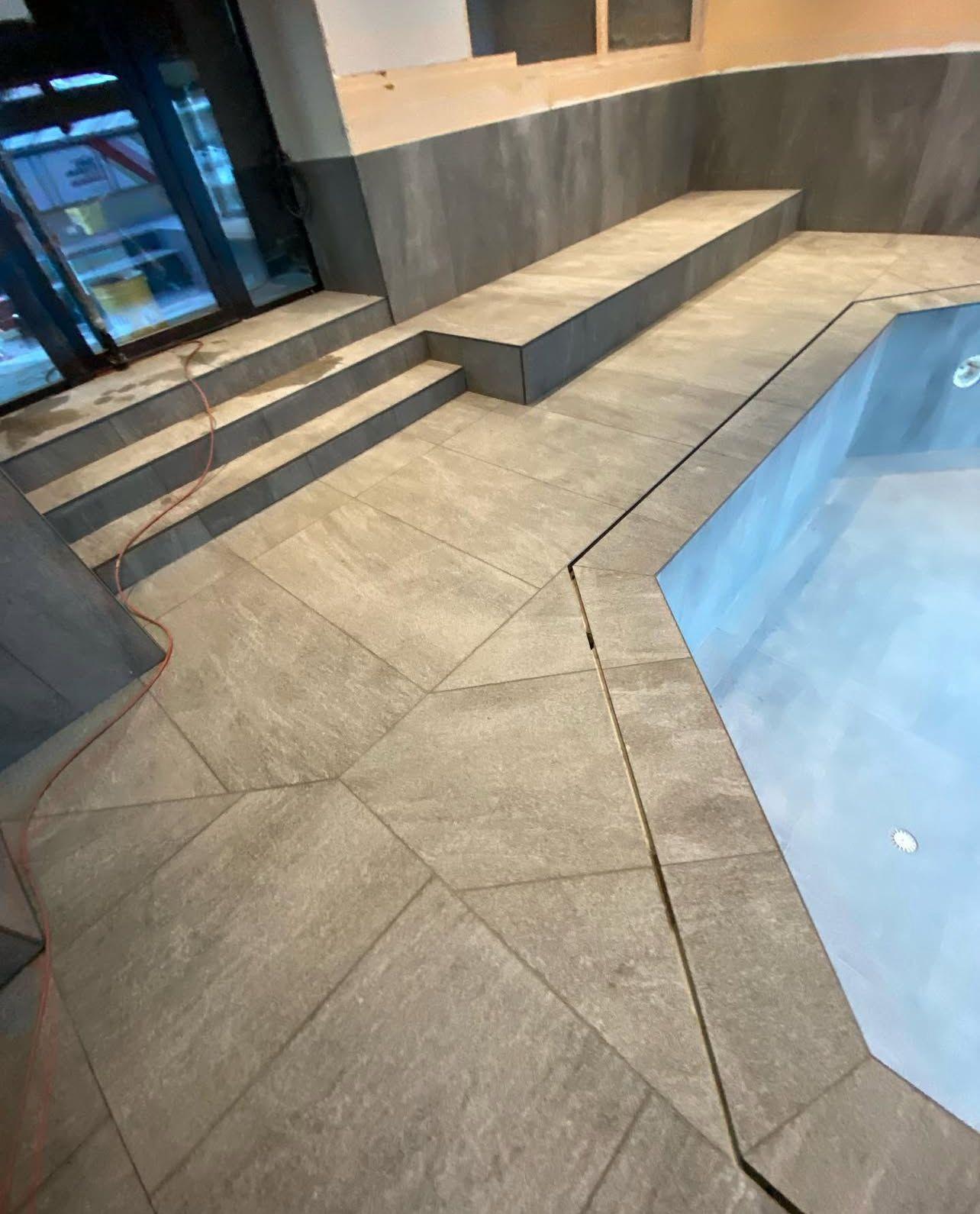 Mini-piscine et plage - Villa des Pins