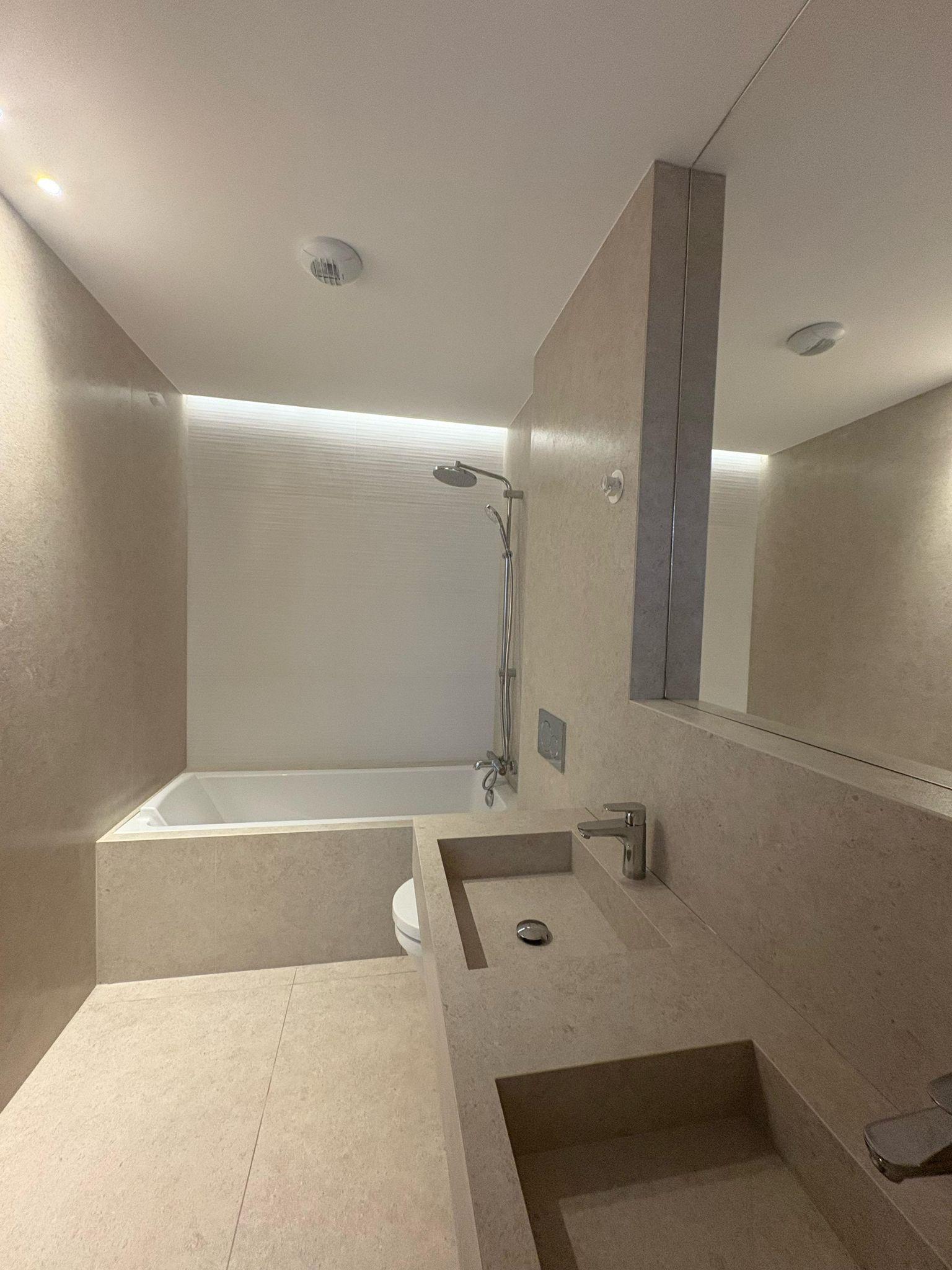 Salle de bain familiale - Villa des Pins